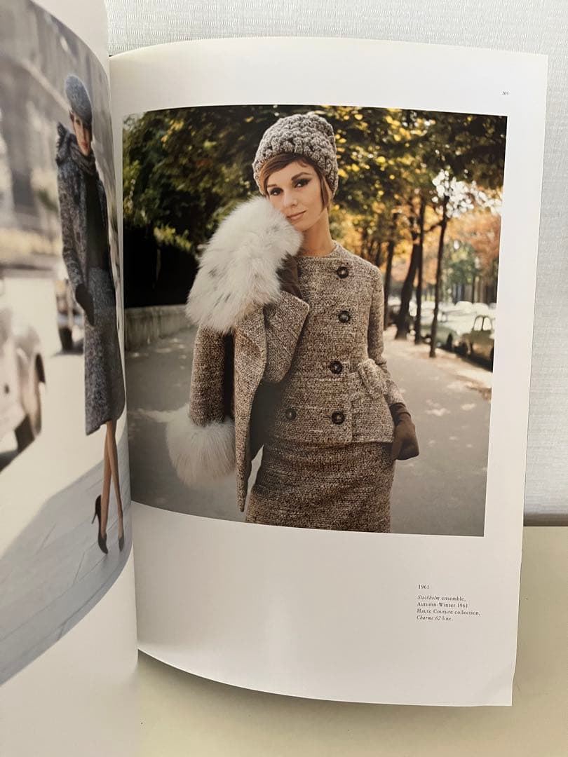 アート・デザイン・音楽 Dior Glamour Mark Shaw