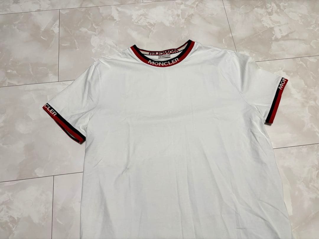 MONCLER リンガートリム Tシャツ