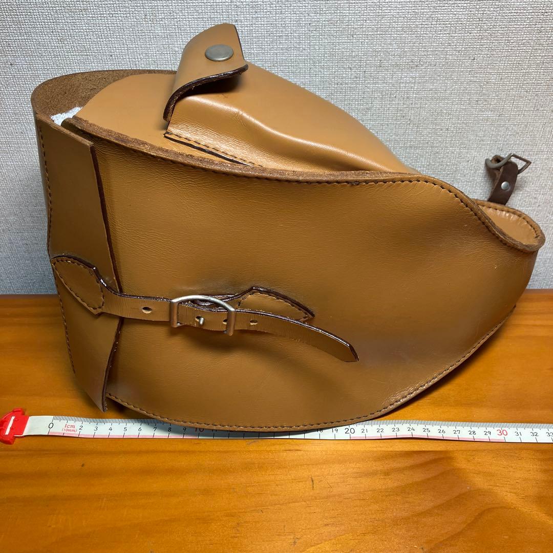 ハンドメイド　1点もの　本革レザーサドルバック
