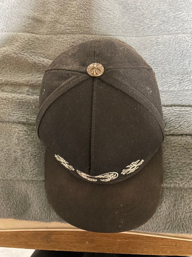 CHROME HEARTS ブラックベースボールキャップ