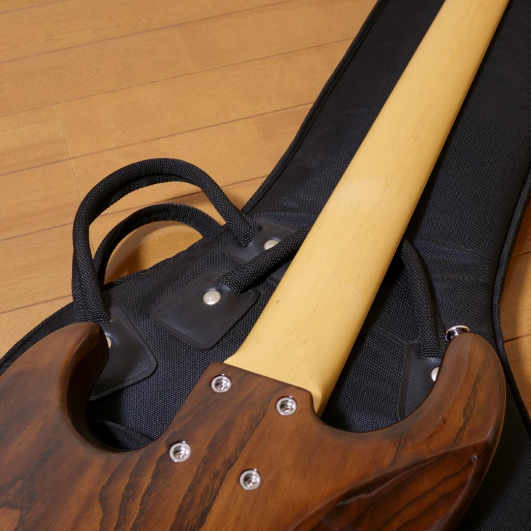 レア仕様 Moon JB-5A 5弦ベース 美品!