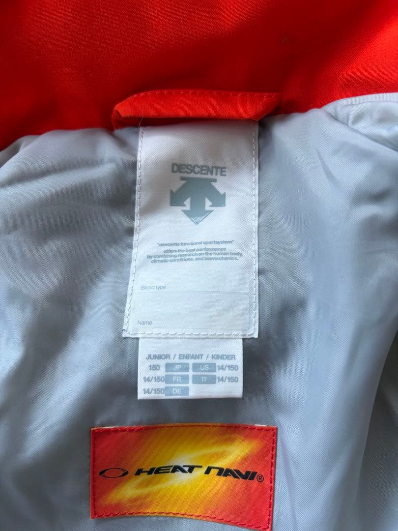 2月中お値下げ！DESCENTE スキーウェア 子ども用 150