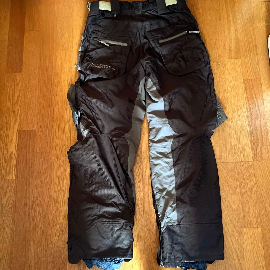 【お値下】HELLY HANSEN スノーボードウェア　ズボン　男性用XLサイズ