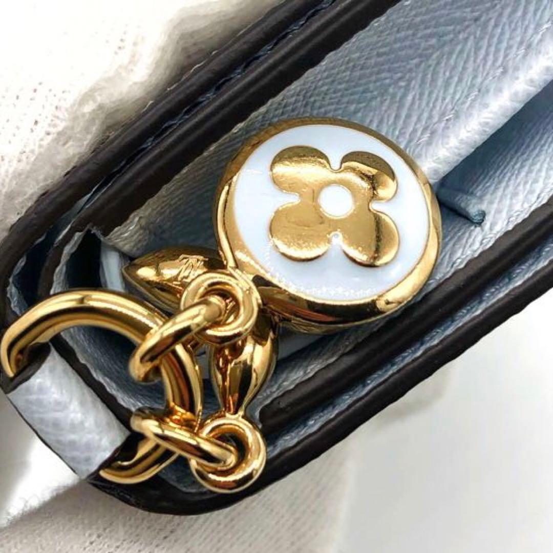 未使用✨ルイヴィトン 　ポケットウォレット LV チャーム　折り財布 モノグラム