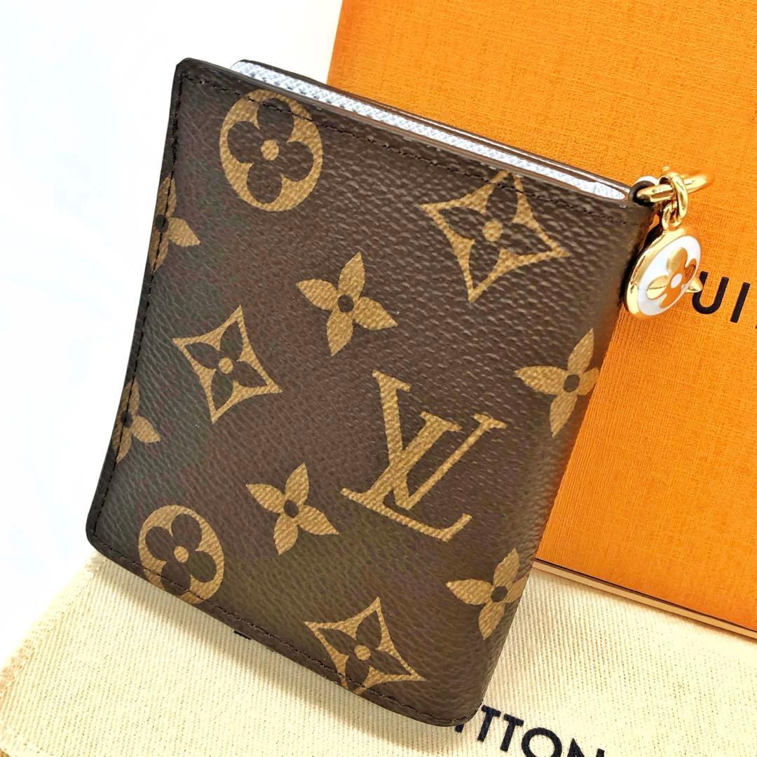 未使用✨ルイヴィトン 　ポケットウォレット LV チャーム　折り財布 モノグラム