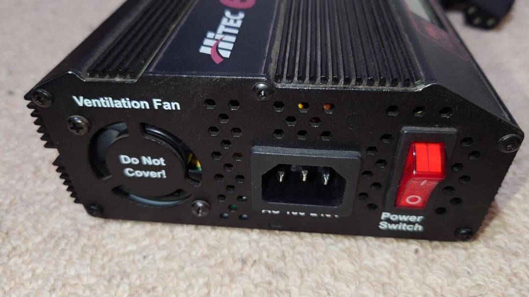 Hitec 30A ePower Box ハイテック　安定化電源