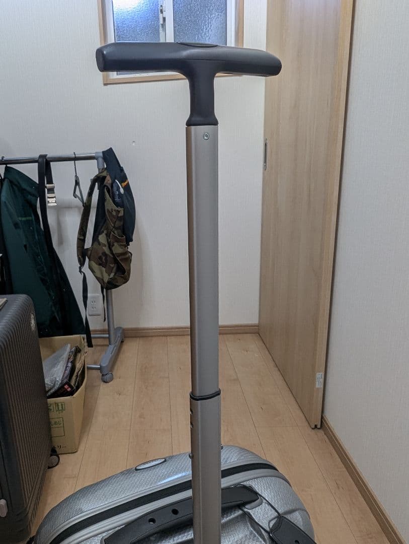 Samsonite スピナー55 36L シルバー キャリーケース