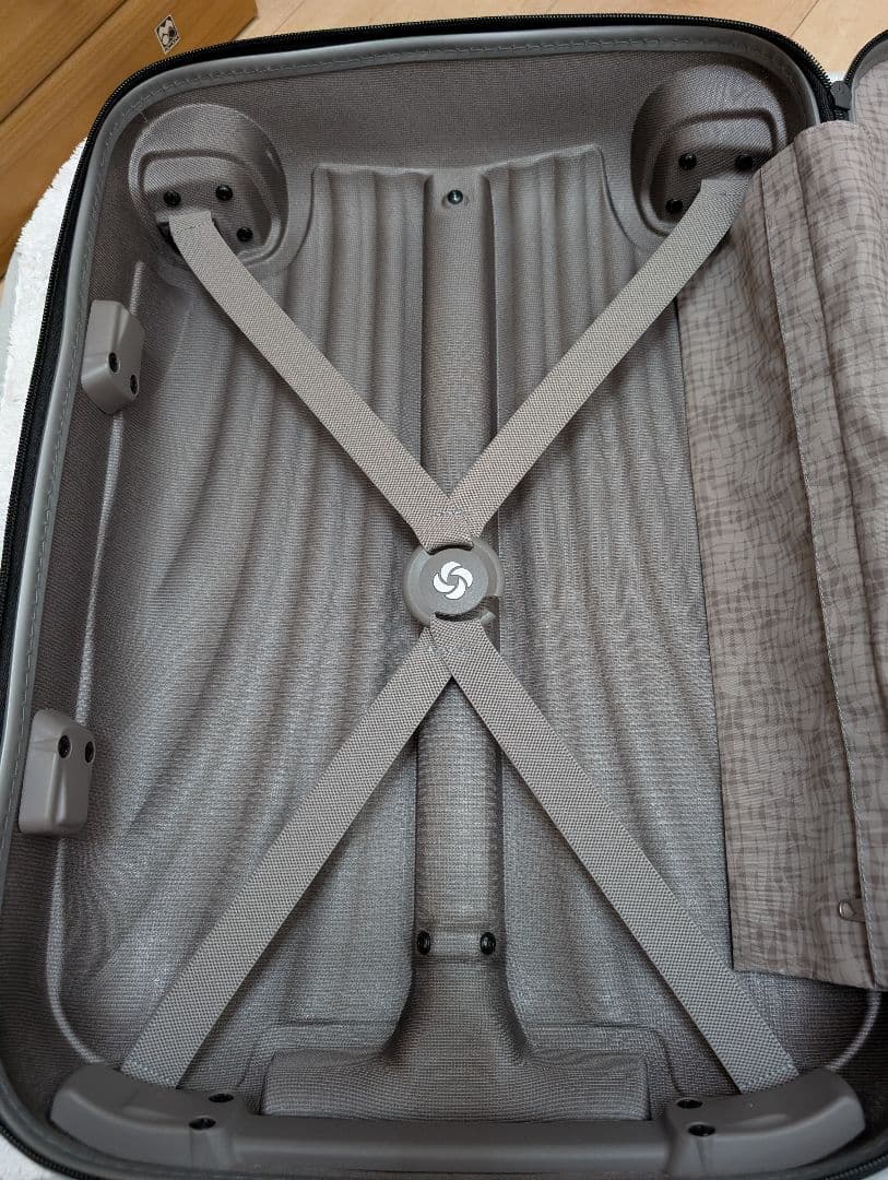 Samsonite スピナー55 36L シルバー キャリーケース