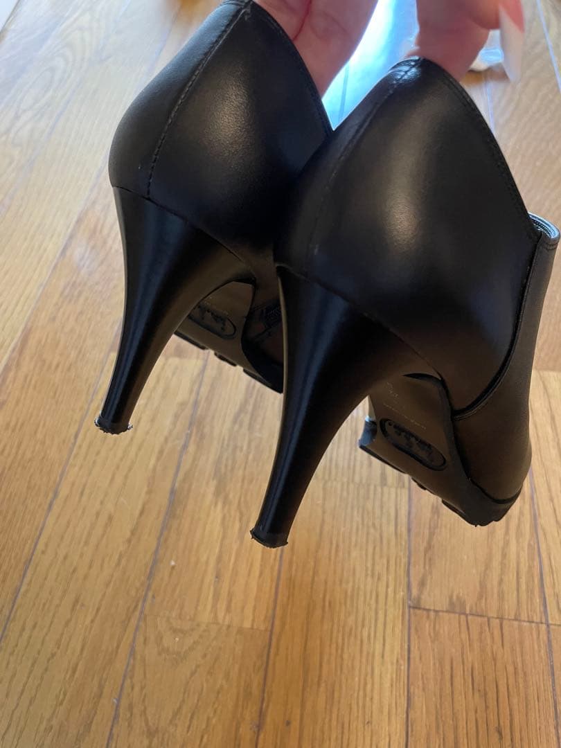 美品　銀座カネマツ　黒 レザー アンクルブーツ ヒール9cm
