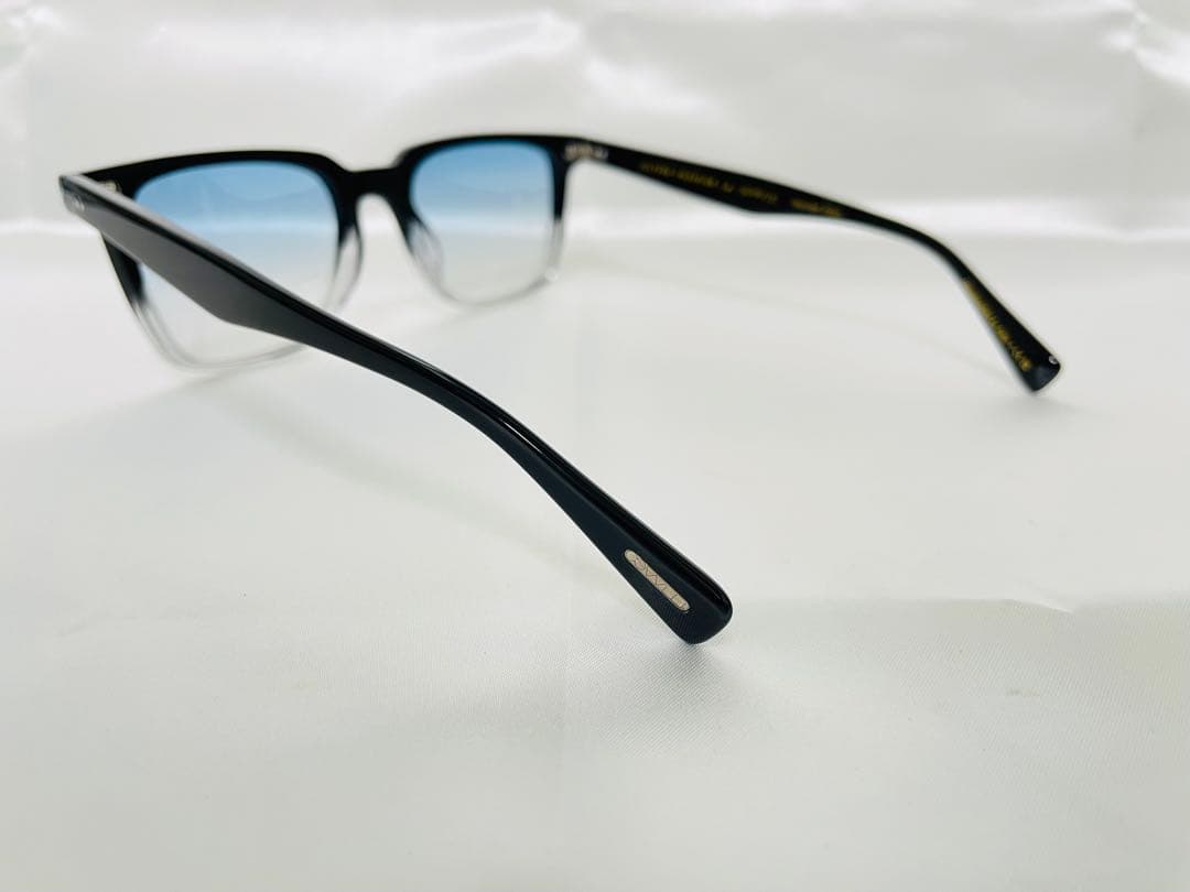 美品 OLIVER PEOPLES サングラス オリバーピープルズ 人気モデル