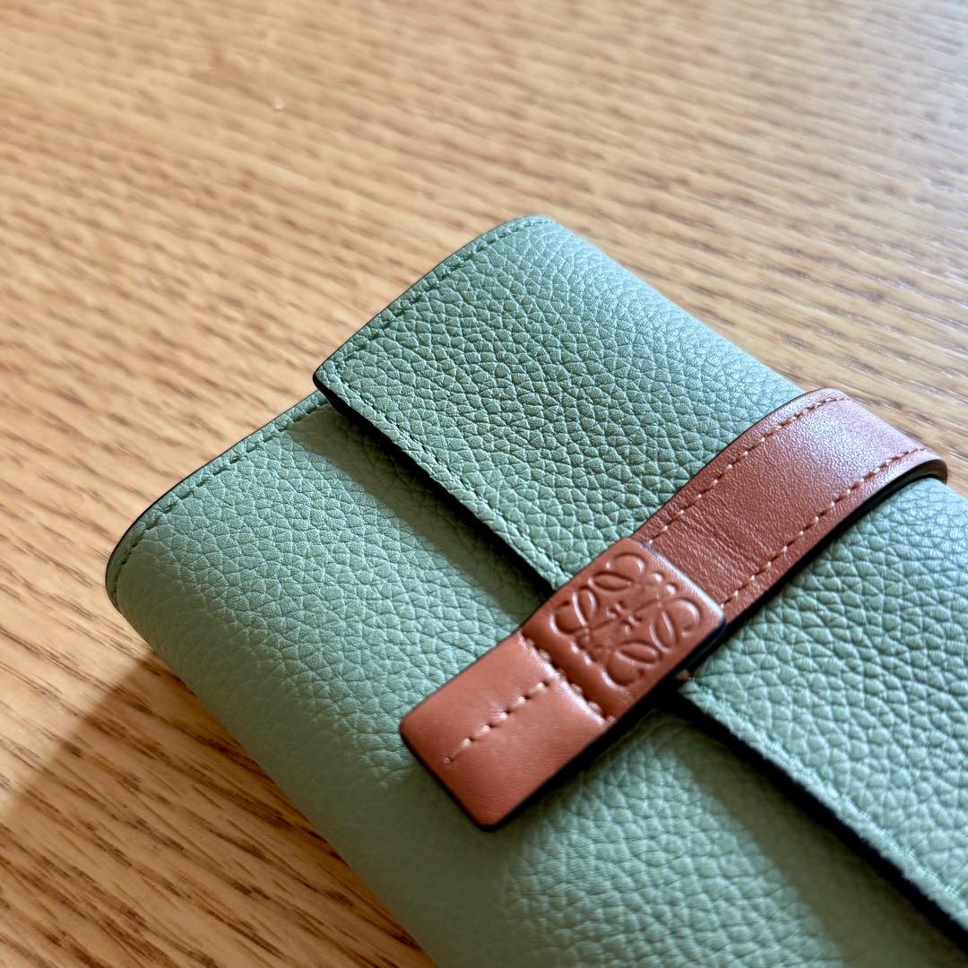 LOEWE ロエベ　バーティカルウォレット　スモール