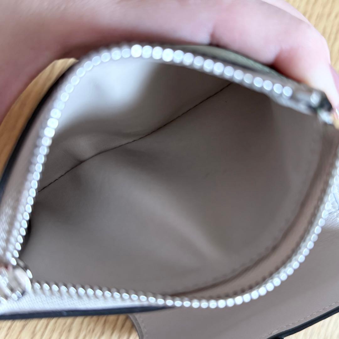 LOEWE ロエベ　バーティカルウォレット　スモール