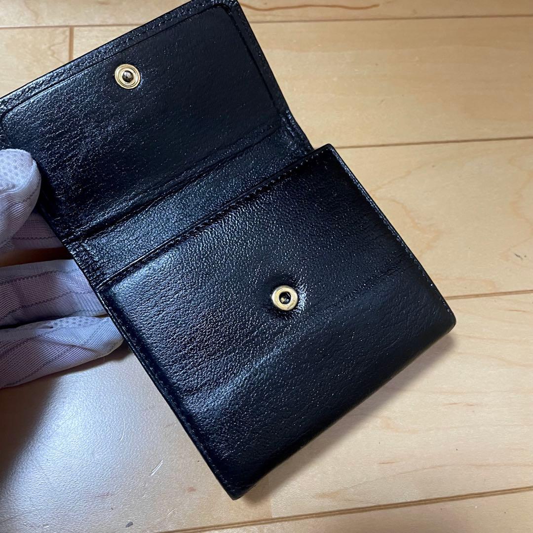 CHANEL シャネル レザー 二つ折り財布