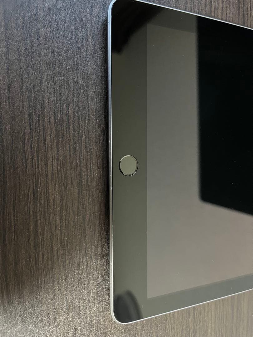 iPad 第6世代 2018 32GB (バッテリー最大91%)