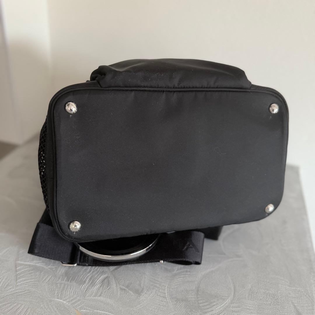 PRADA RE-NYLON トライアングル ロゴ ペットキャリー バッグ