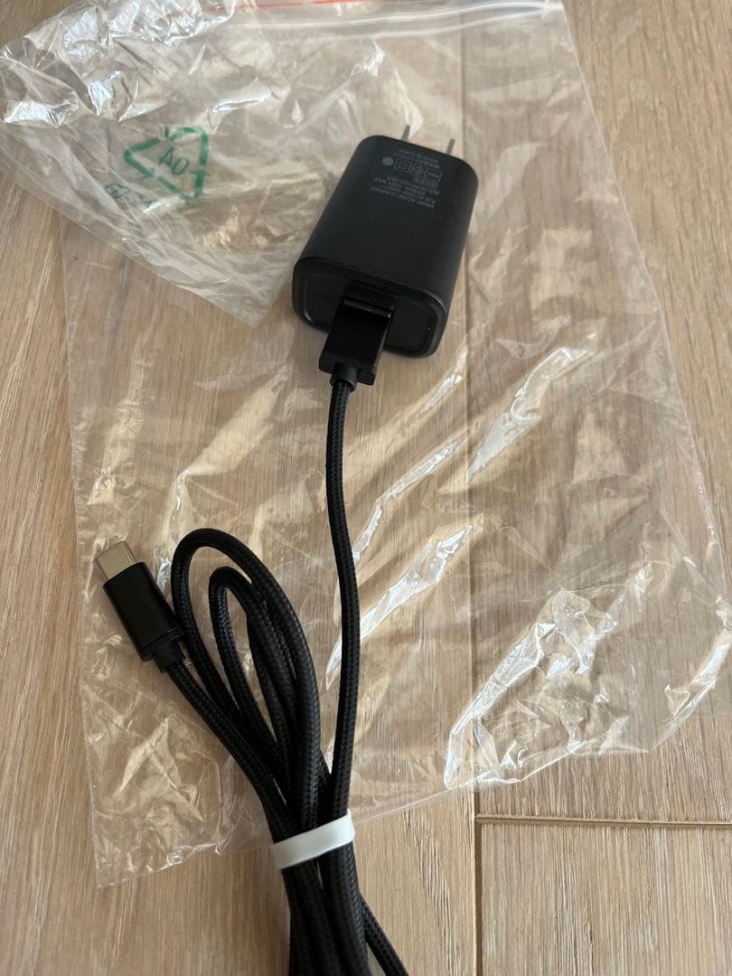 新品アピックス APF-560 グレイッシュ SOTOMO ソーラーパワーファン