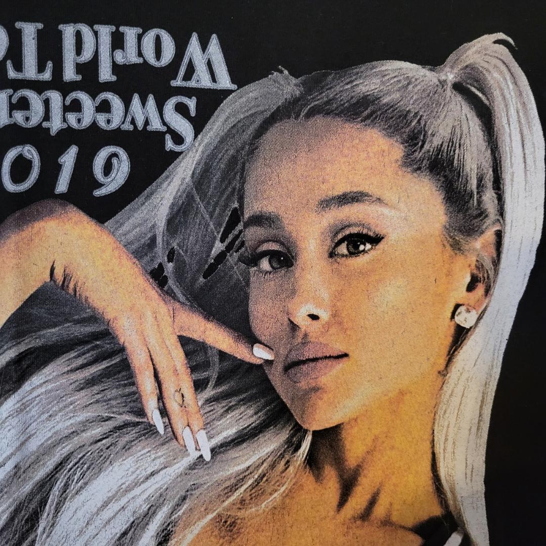 Ariana Grande 2019 Sweetener World TシャツL