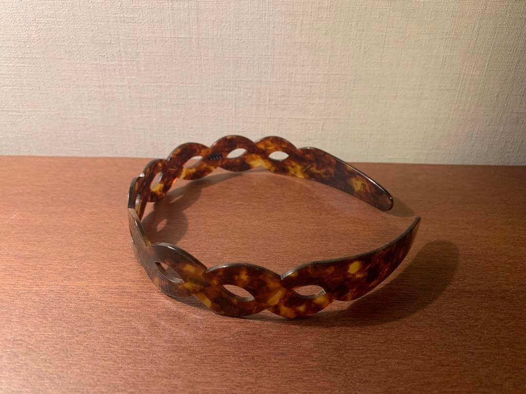 【お値下げ価格】アレクサンドルドゥパリ エカイユ　べっ甲カチューシャ