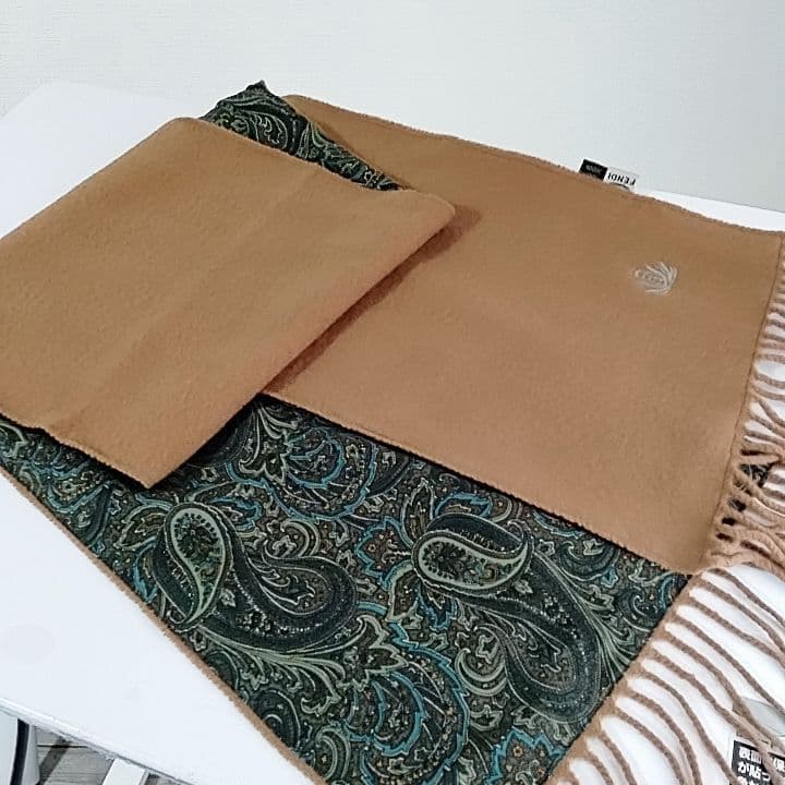 美品　FENDI フェンディ ペイズリー柄マフラー ストール ヴィンテージ