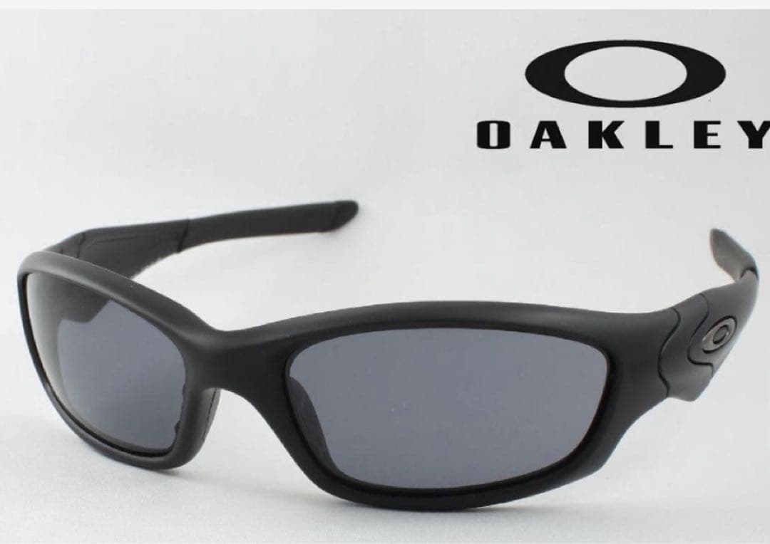 Oakley straight jacket io着用