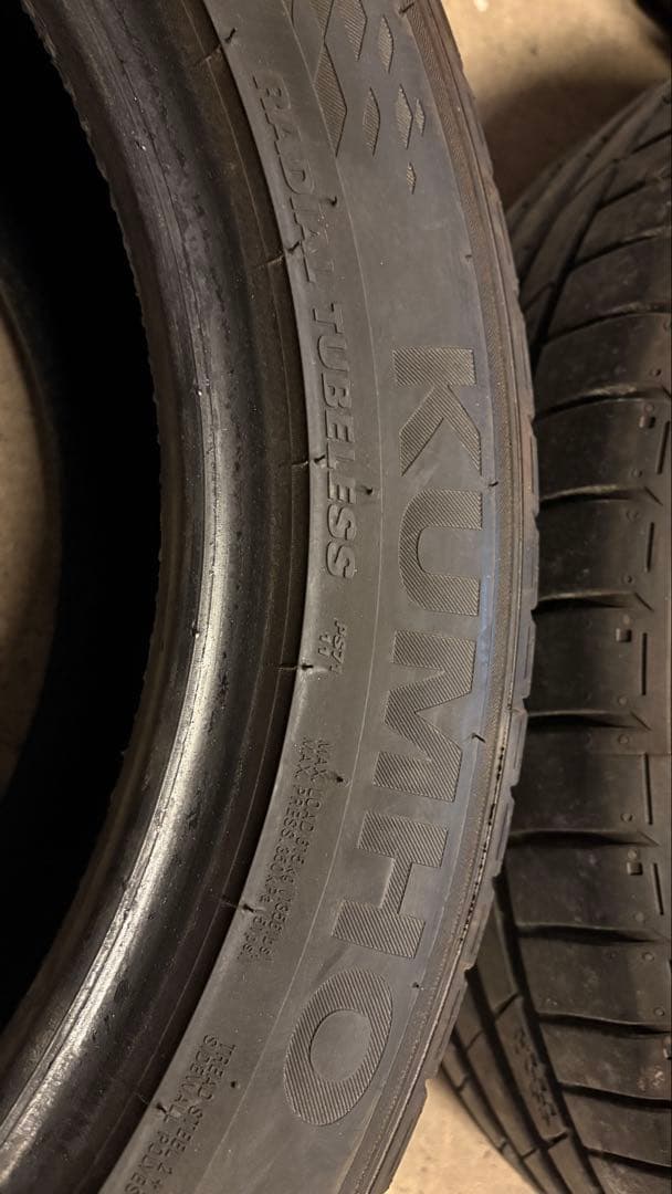 205/55R17 サマー　タイヤ　クムホ　4本セット