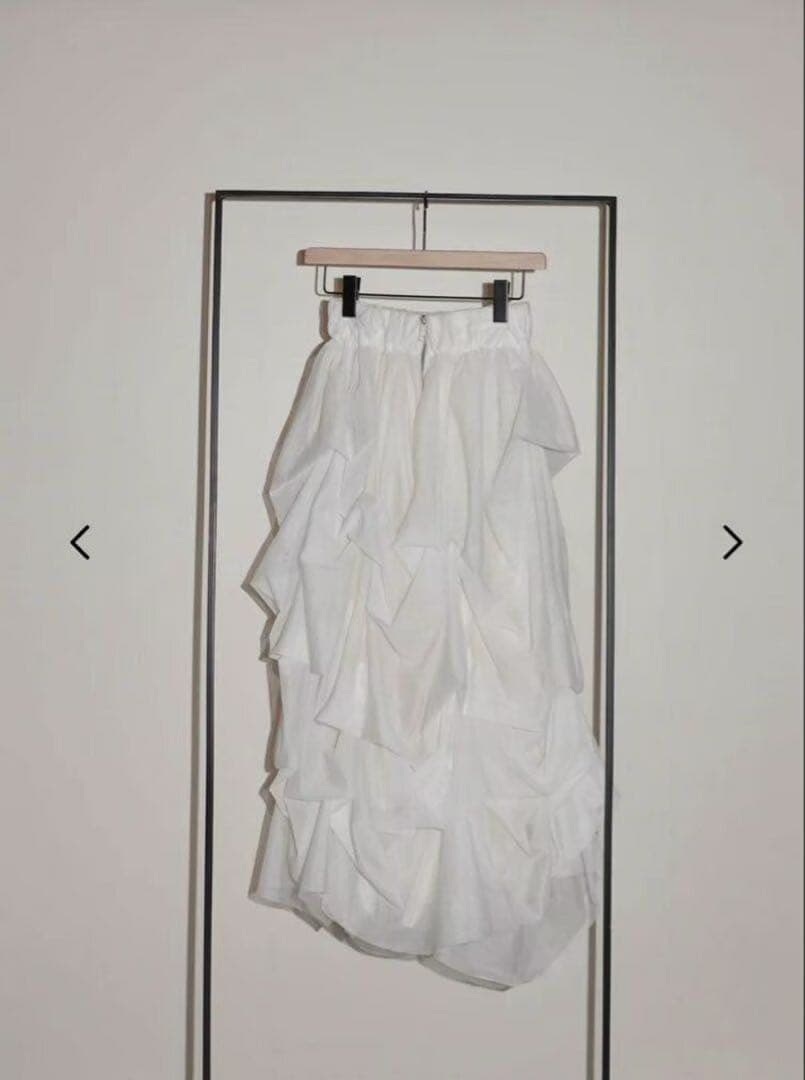 the toe Iris Tulle Skirt Hikaru着用　バレンタイン