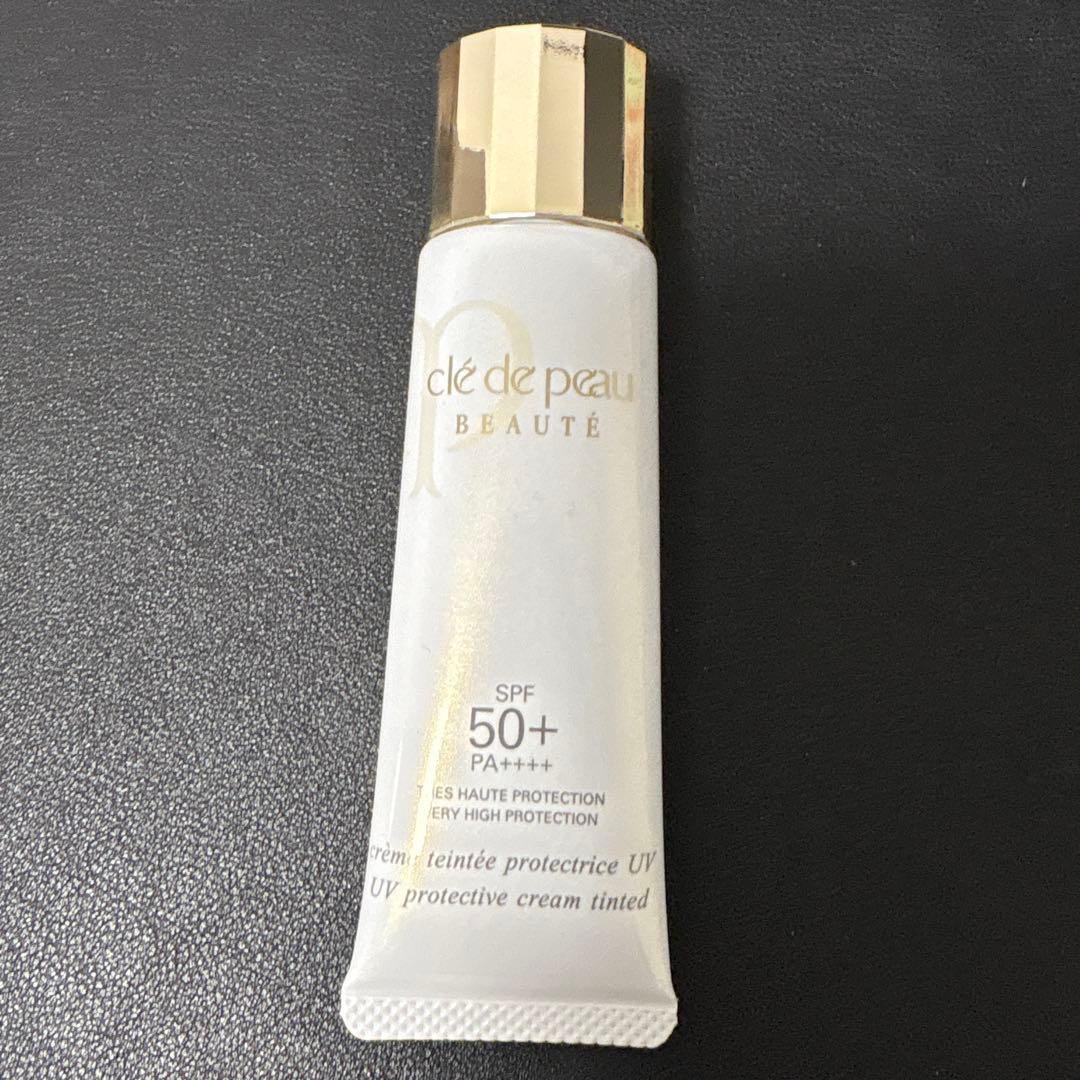 資生堂 クレドポーボーテ クレームタンテＵＶ オークル 30ml