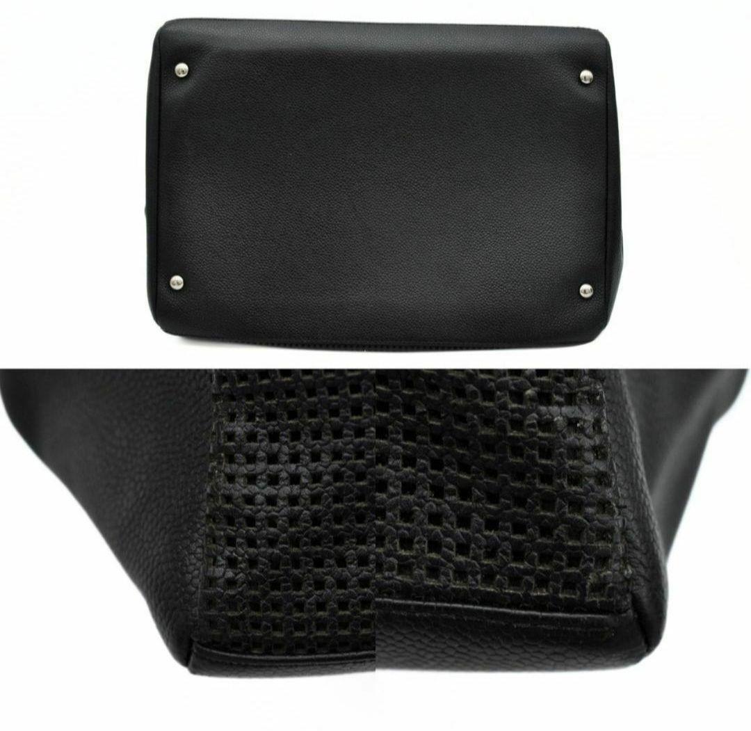 CHANEL パンチングレザーデカココバッ