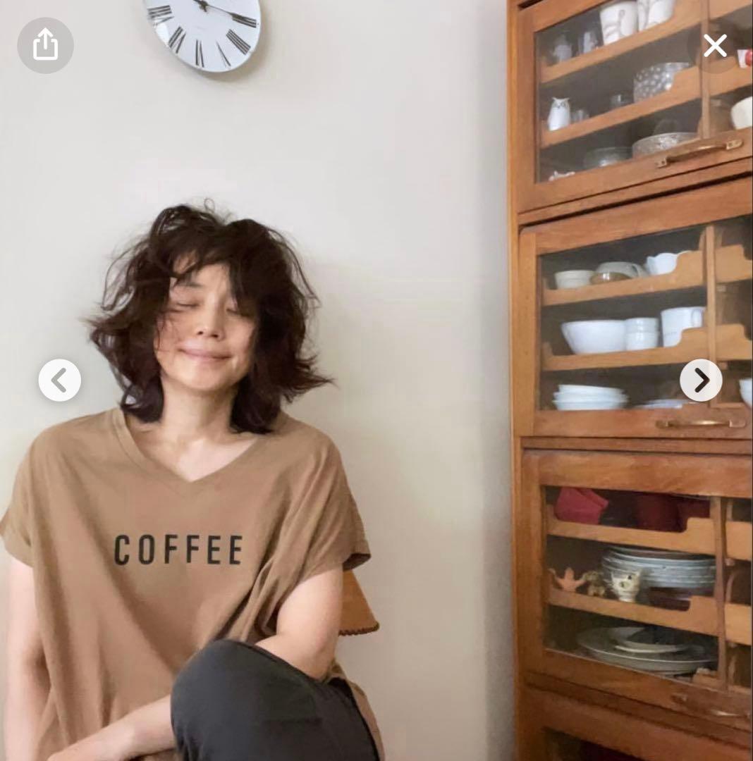 HUG O WaR COFFEE VネックTシャツ　カーキブラウン　ハグオーワー