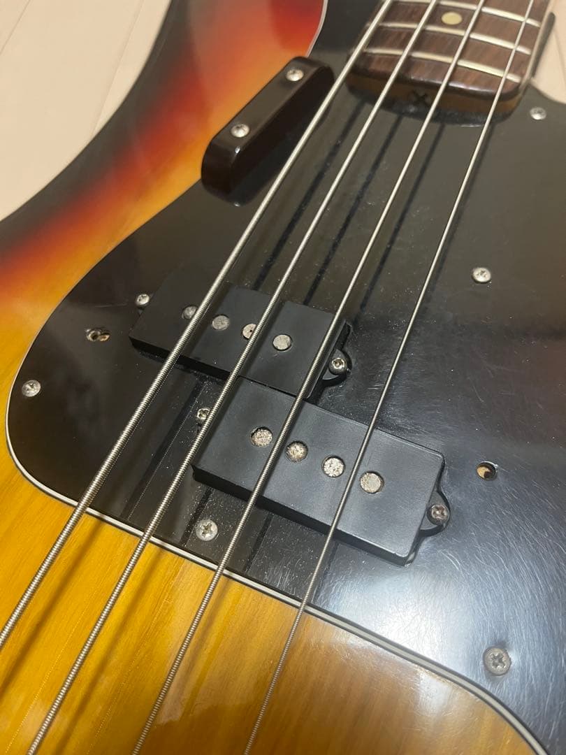 激安　Fender USA 1976 Precision Bass サンバースト