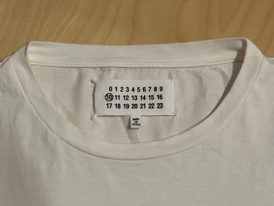 Maison Margiela ペンキロゴT