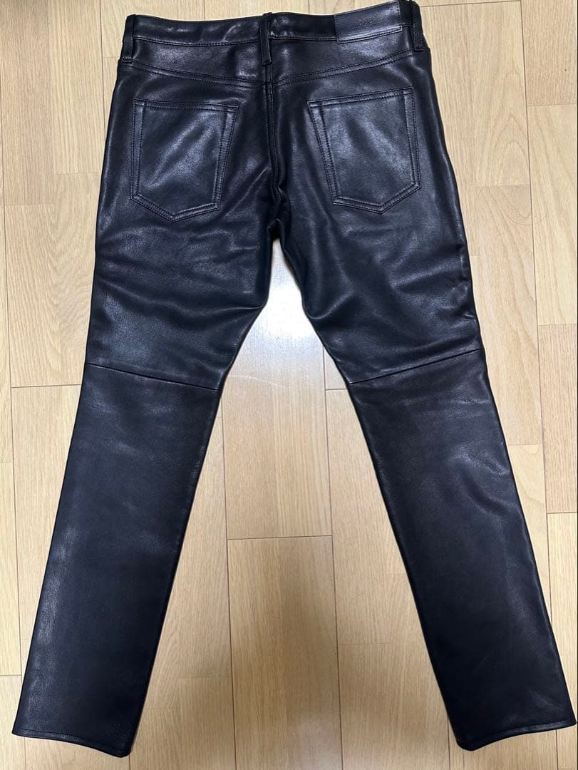 試着のみ　5351 プールオム　ゴートレザーパンツ　ブラック　サイズ48