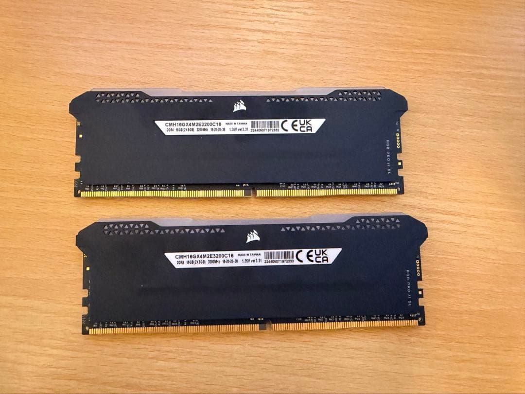 Corsair Vengeance 16GB（8✖️2）DDR4-3200メモリ