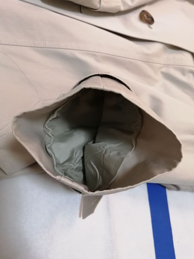 本物上質●44サイズ　バーバリー　ロンドン　BURBERRY　トレンチコート