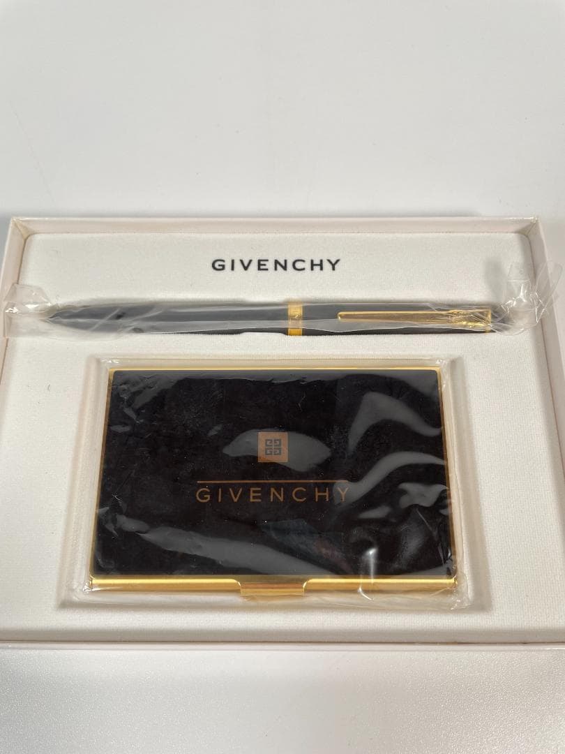 GIVENCHY ボールペン 名刺入れ カードケース 箱付き #677-1