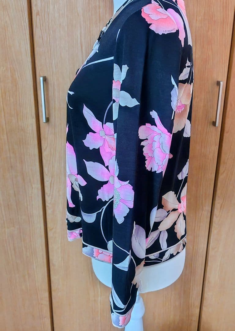 レオナール　シルクウールカーディガン　Lサイズ 美品