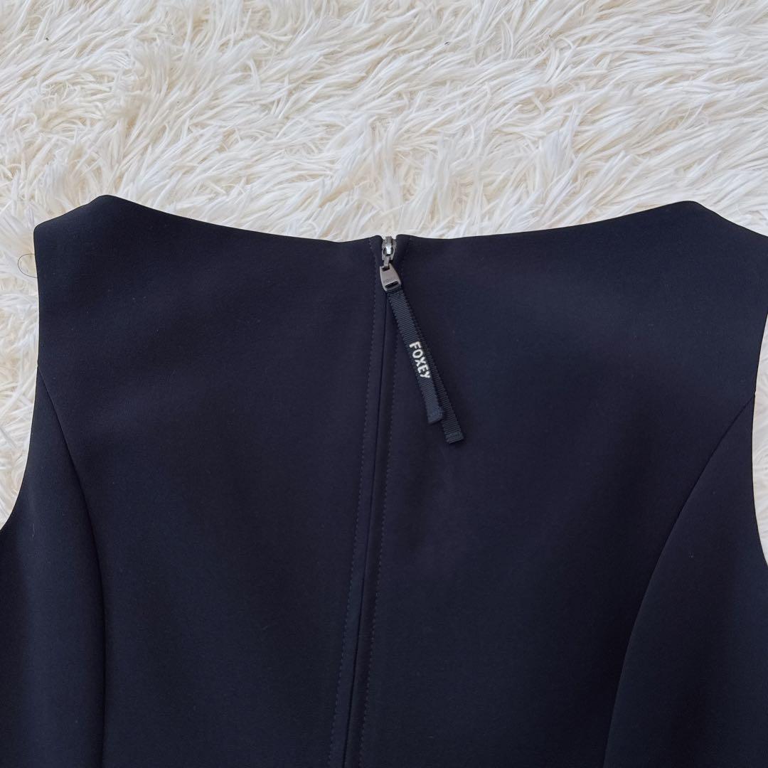定価6.8万　美品　FOXEY　ノースリーブワンピース　ネイビー　36