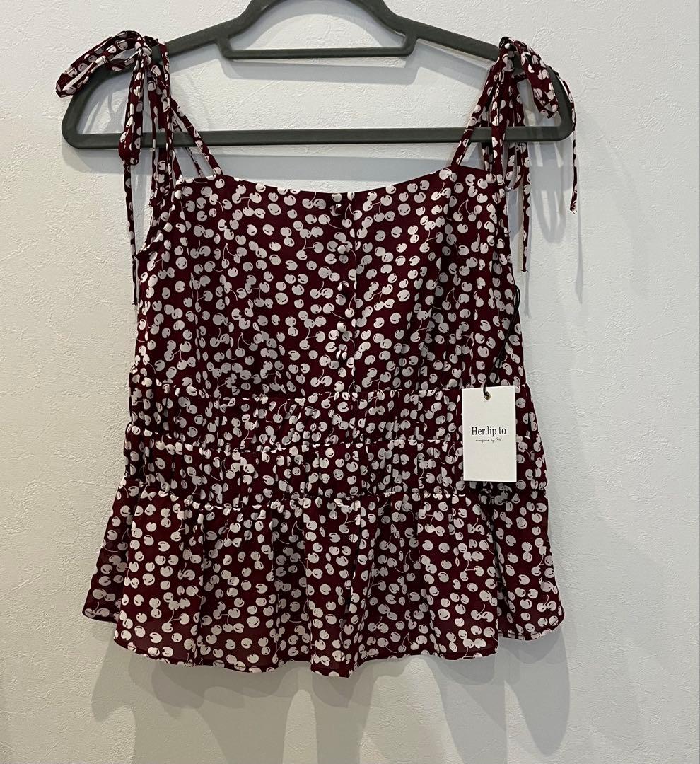 【13日まで値下げCherry Pattern Strap Top cherry