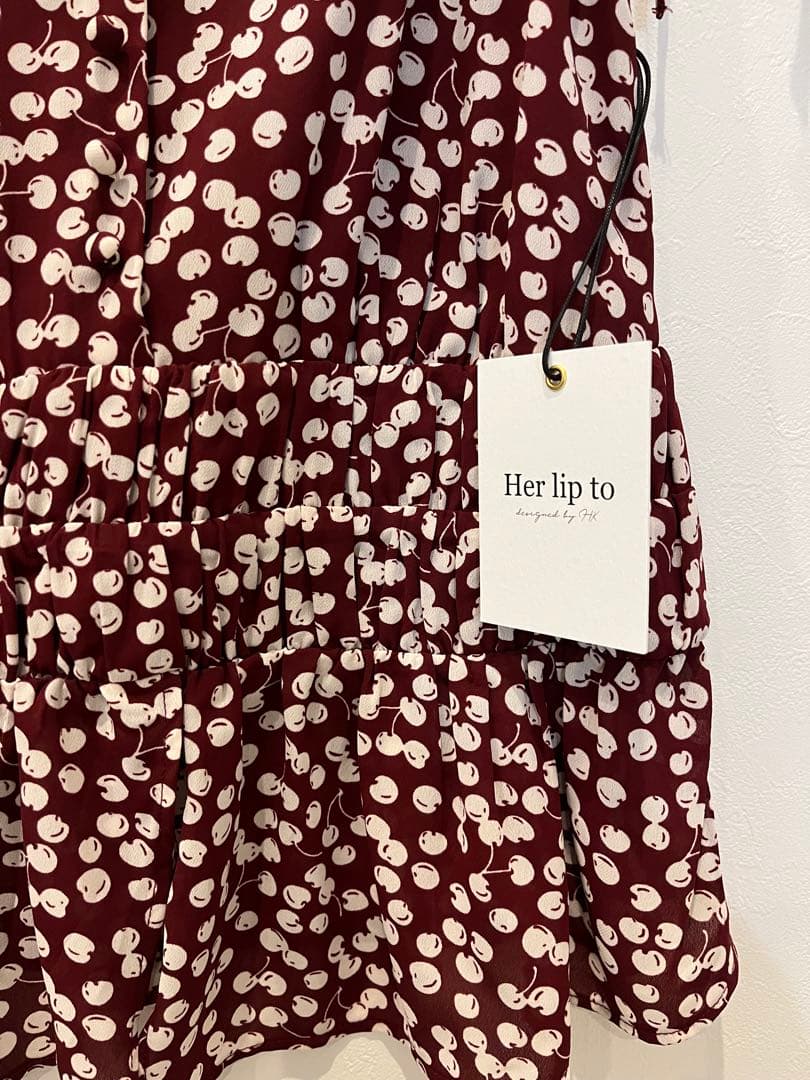 【13日まで値下げCherry Pattern Strap Top cherry