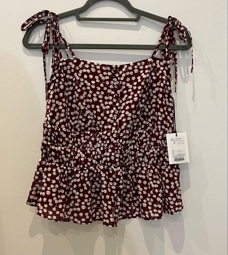 【13日まで値下げCherry Pattern Strap Top cherry