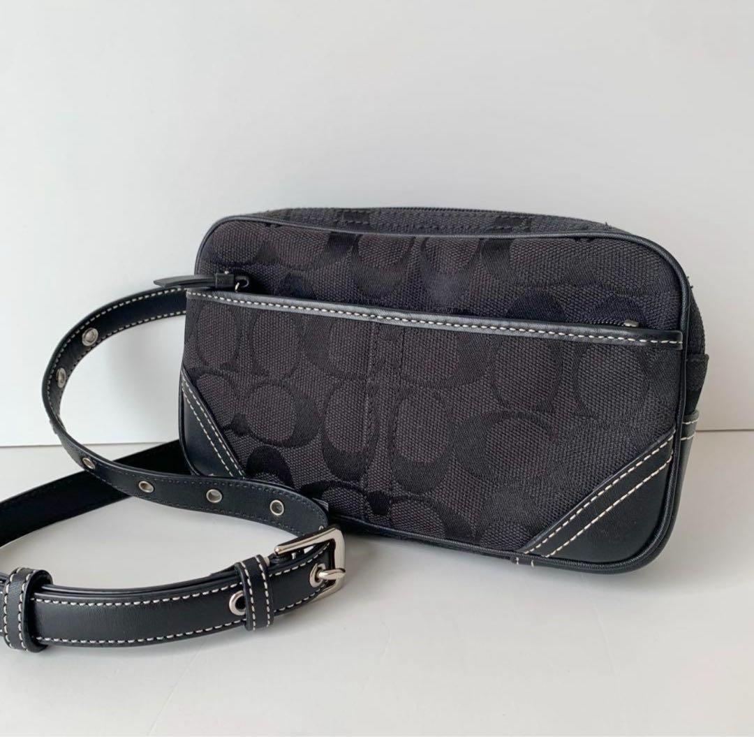 COACH(コーチ)ウエストバッグ