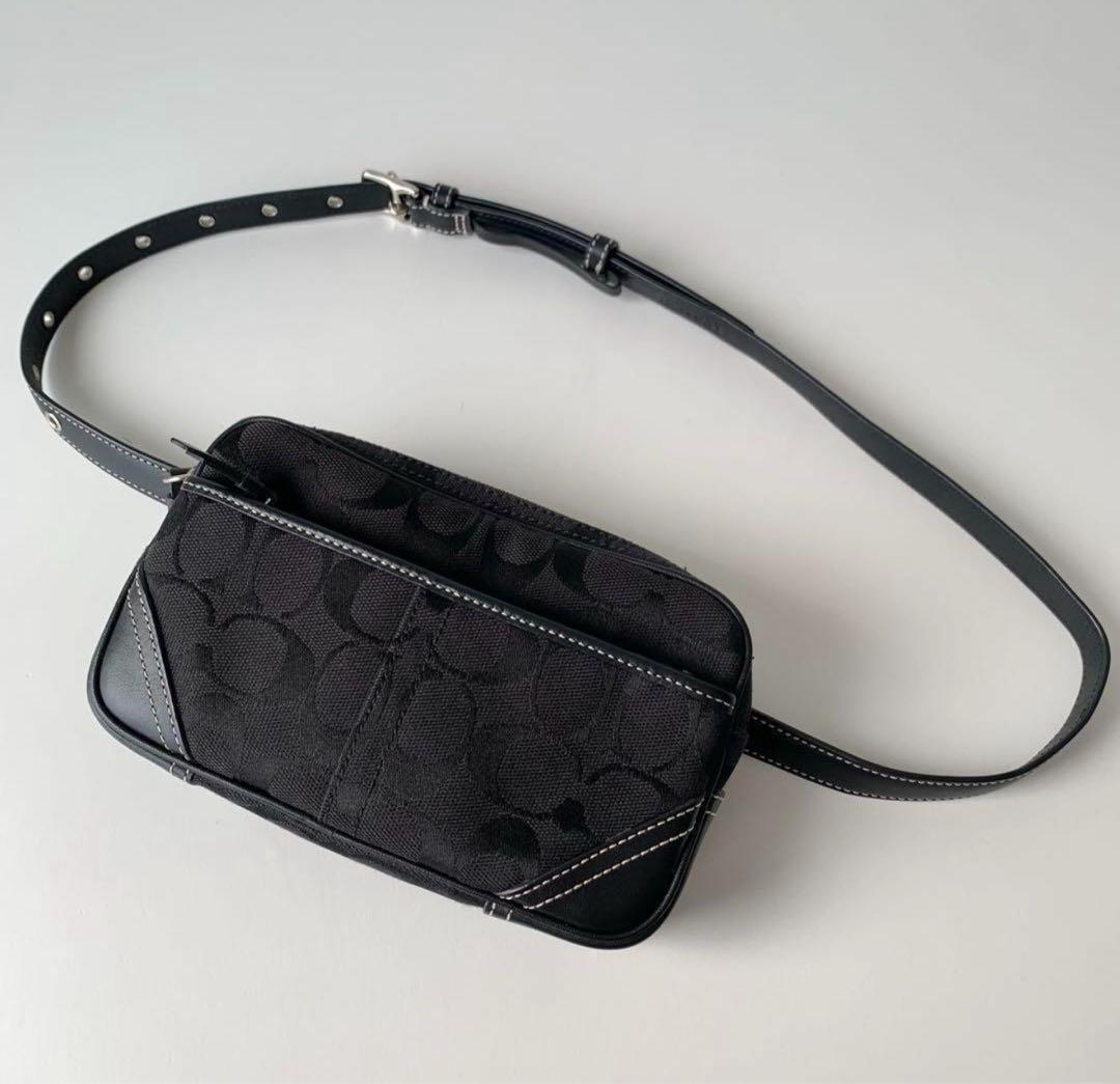 COACH(コーチ)ウエストバッグ