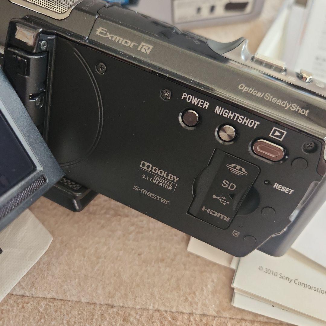 SONY HDR-CX560V ビデオカメラ　収納ケース付き　付属品