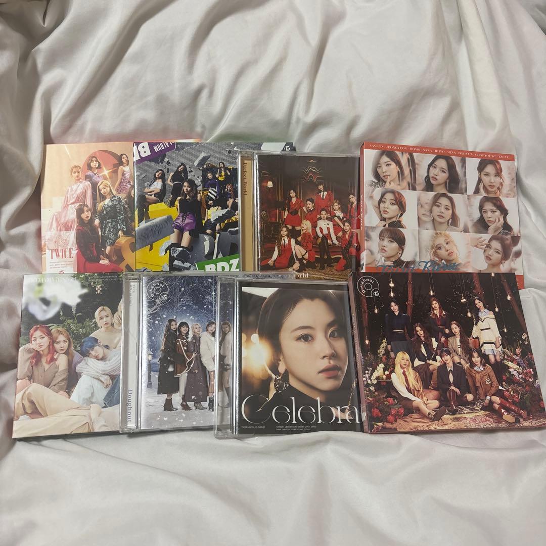 K-POP・アジア TWICE NiziU fromis_9 CD