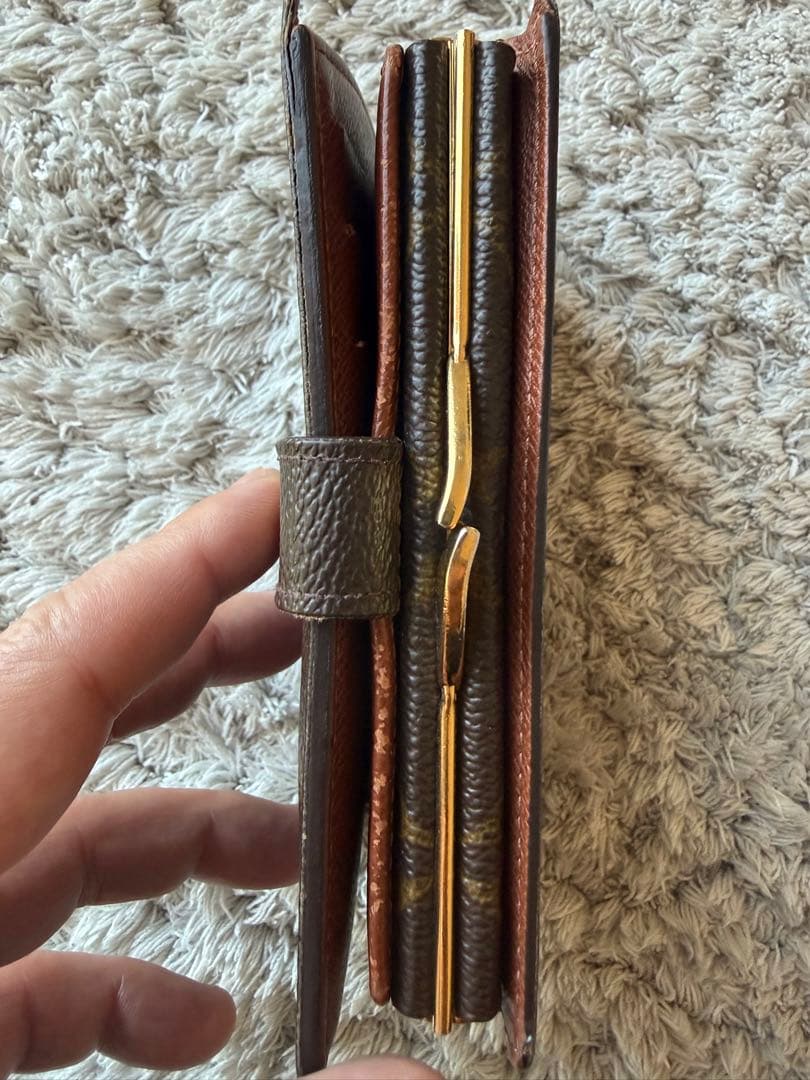 マ*ロ様 【ベタなし】Louis Vuitton モノグラム 二つ折り財布 ヴィ