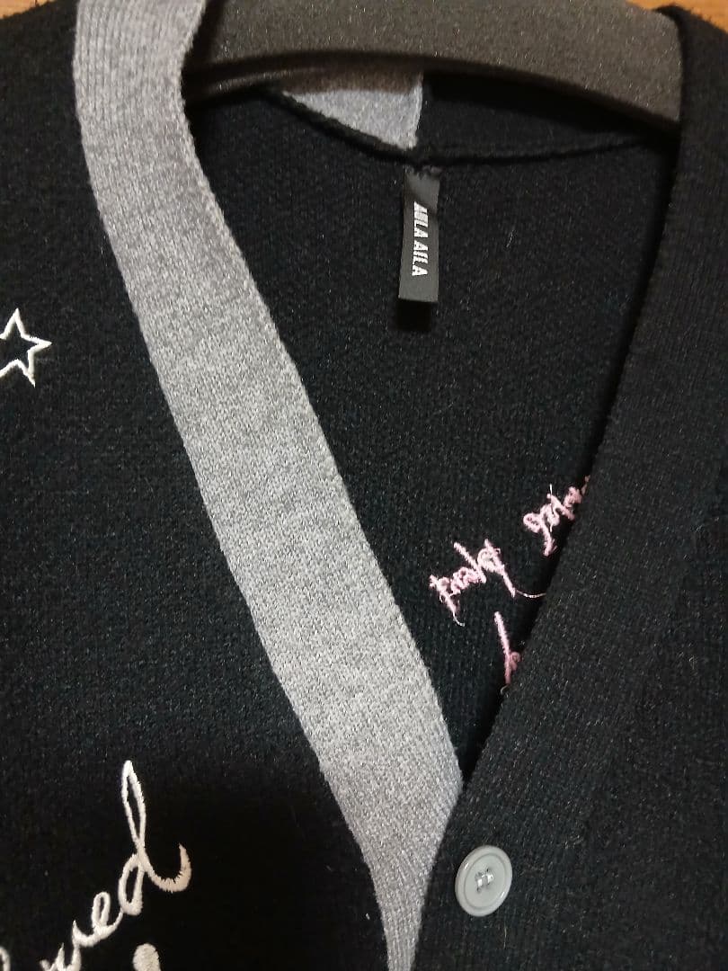 アウラアイラ♣️MESSAGE LOGO CARDIGAN