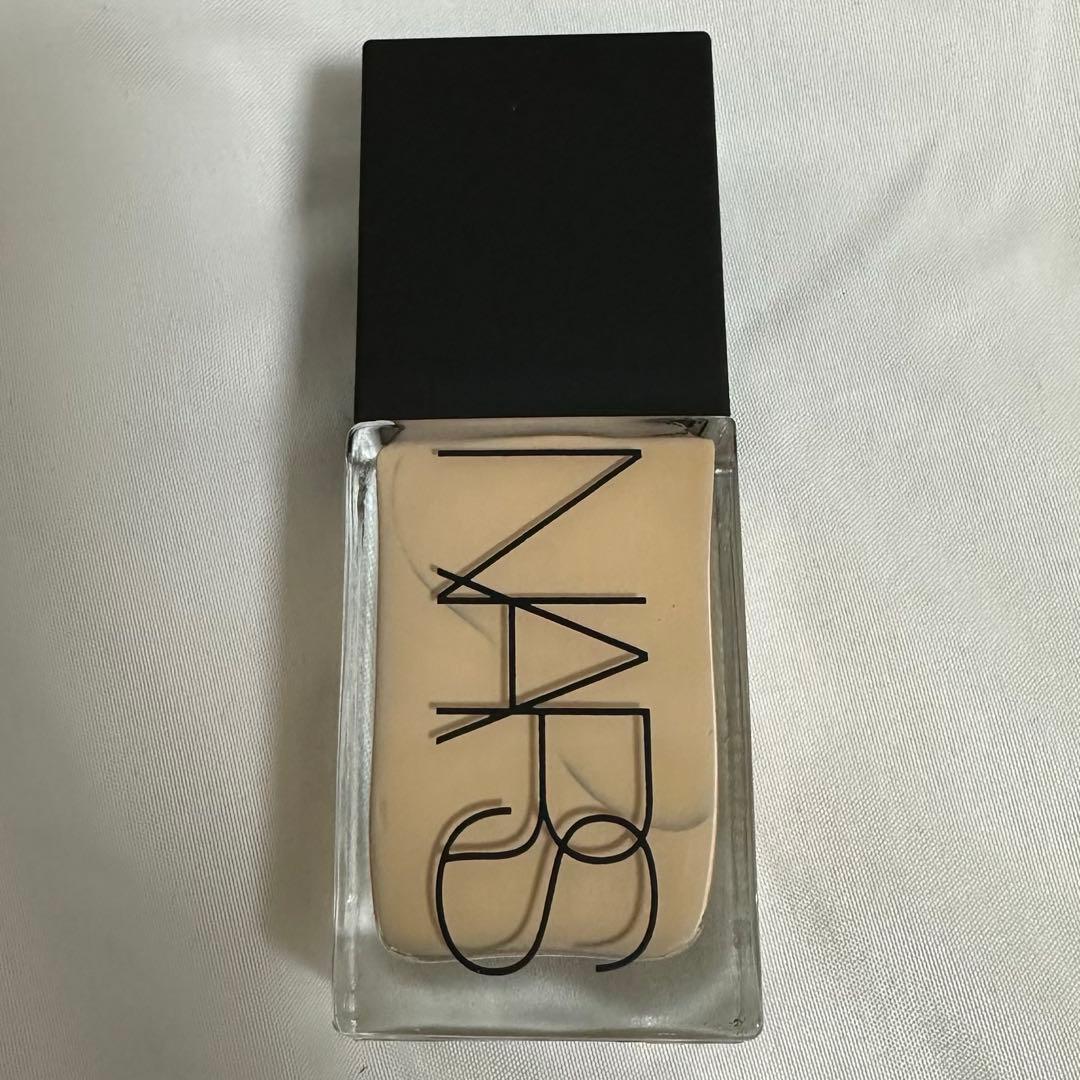 NARS ライトリフレクティングファンデーション 02174 DEAUVILLE