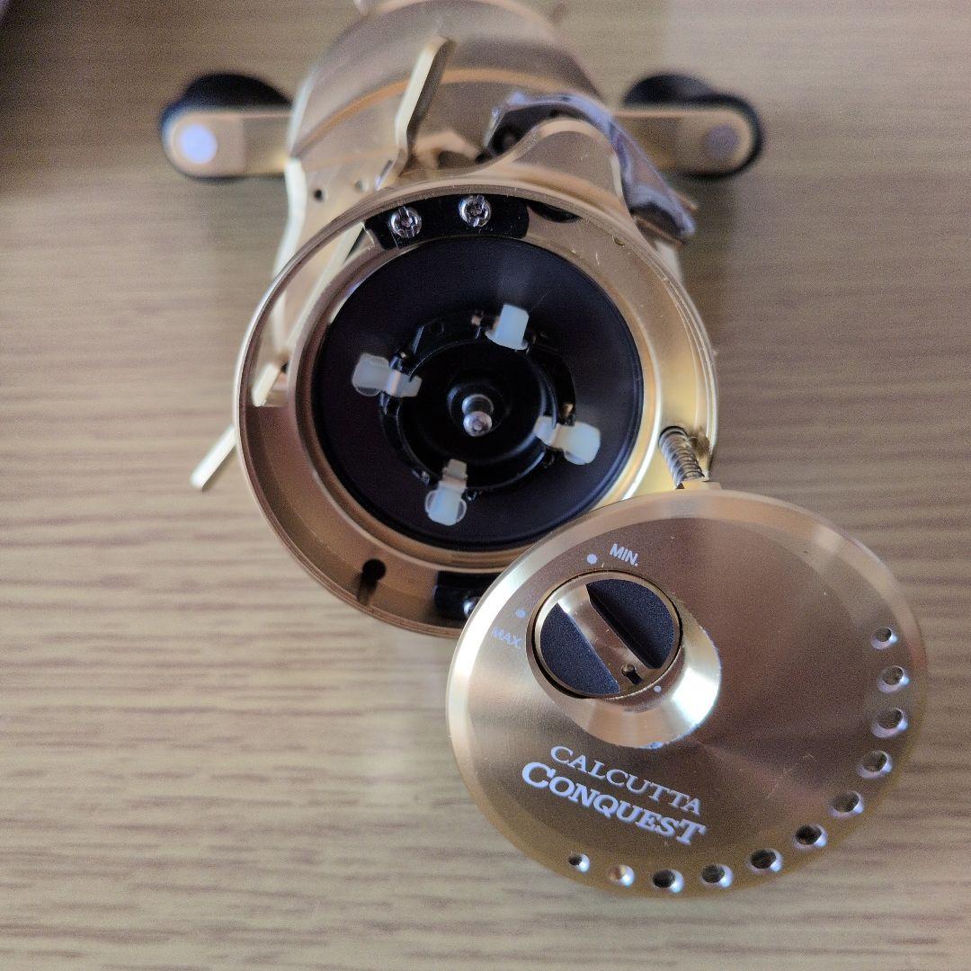リール SHIMANO CALCUTTA CONQUEST 200