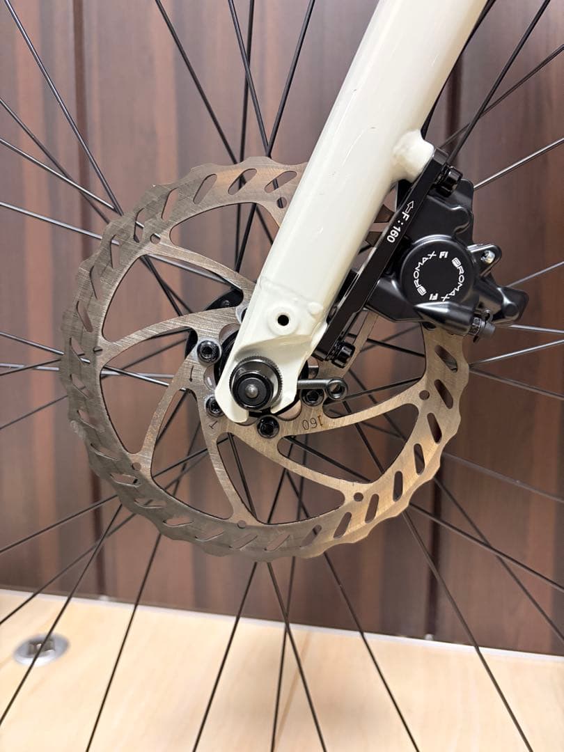 Specialized SIRRUS X 2.0 2025 ホワイトS サイズ