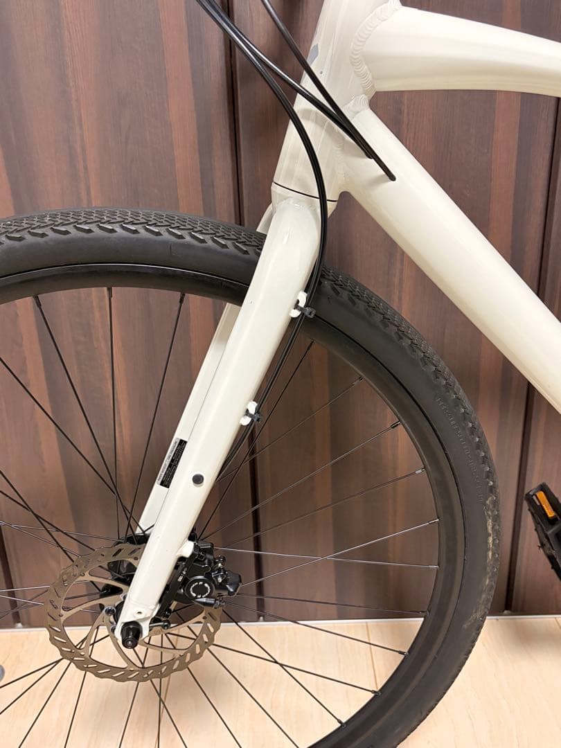 Specialized SIRRUS X 2.0 2025 ホワイトS サイズ